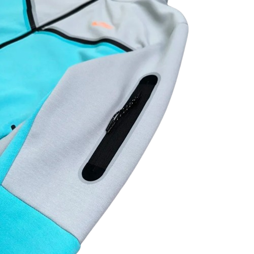 TUTA COMPLETA TECH NIKE (SCEGLI COLOR.)