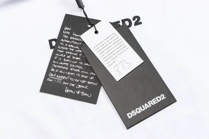 MAGLIE DSQUARED2 (SCEGLI COLOR.)