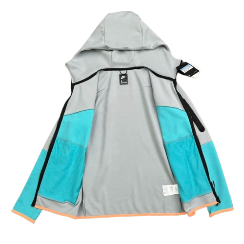 TUTA COMPLETA TECH NIKE (SCEGLI COLOR.)