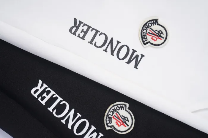 PANTALONCINI MONCLER (SCEGLI COLOR.)